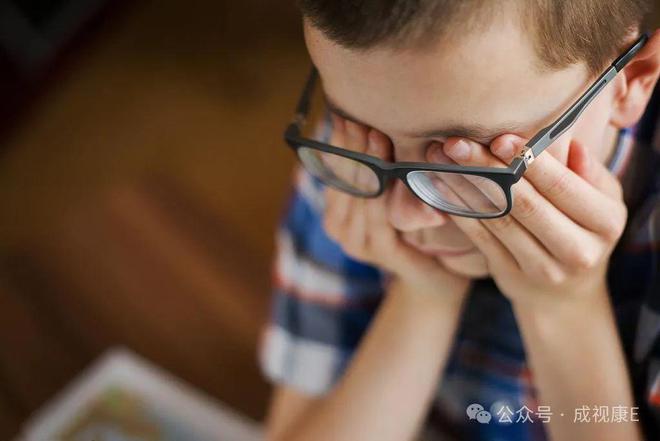 高度近视人群这几条内容务必知道！凯时尊龙人生就是博【爱眼小课堂】(图4)